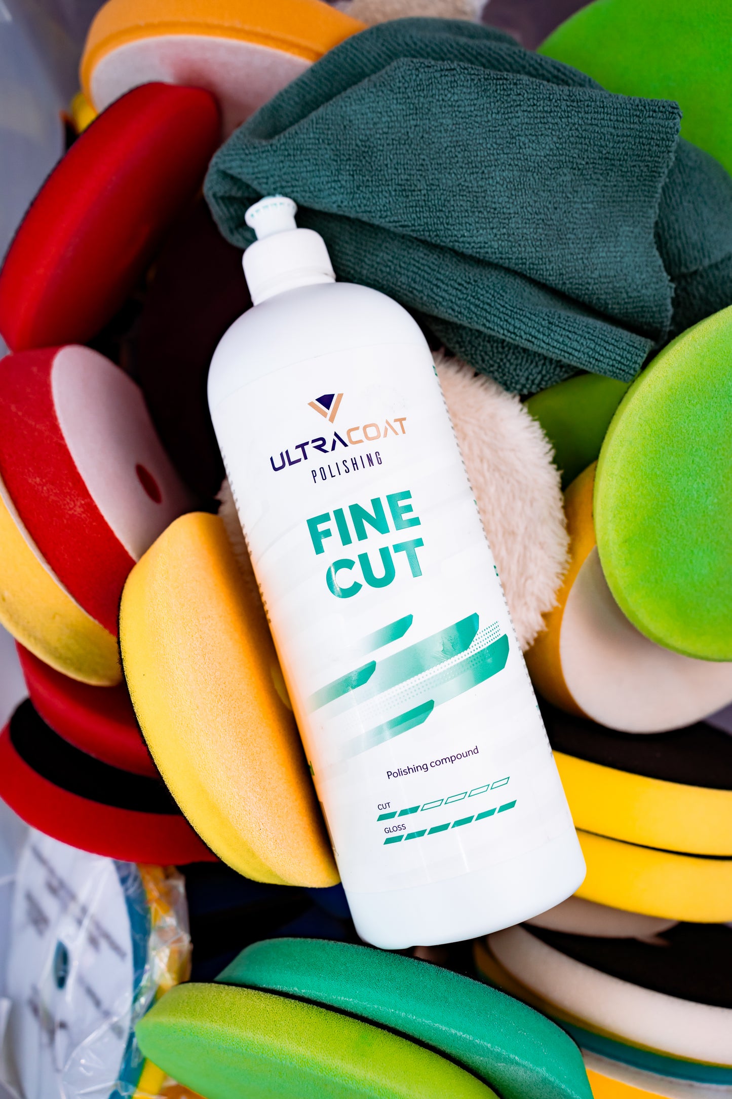 Fine Cut - Finishing polishing paste for removing small scratches and holograms from paint.