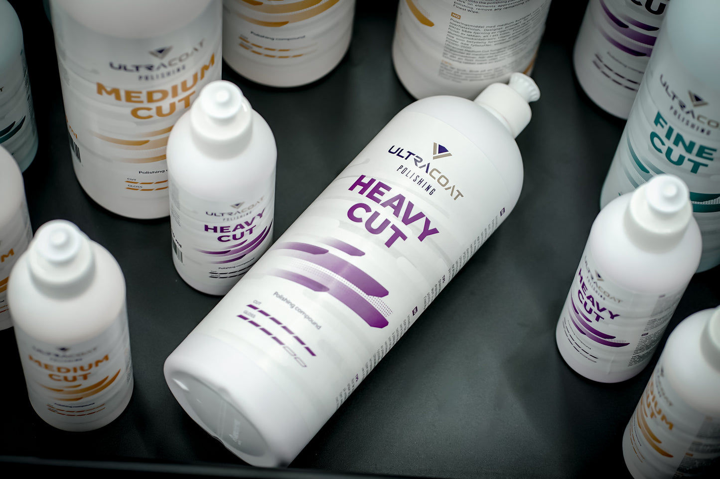 Heavy Cut - Innovative polishing compound with high cutting power.