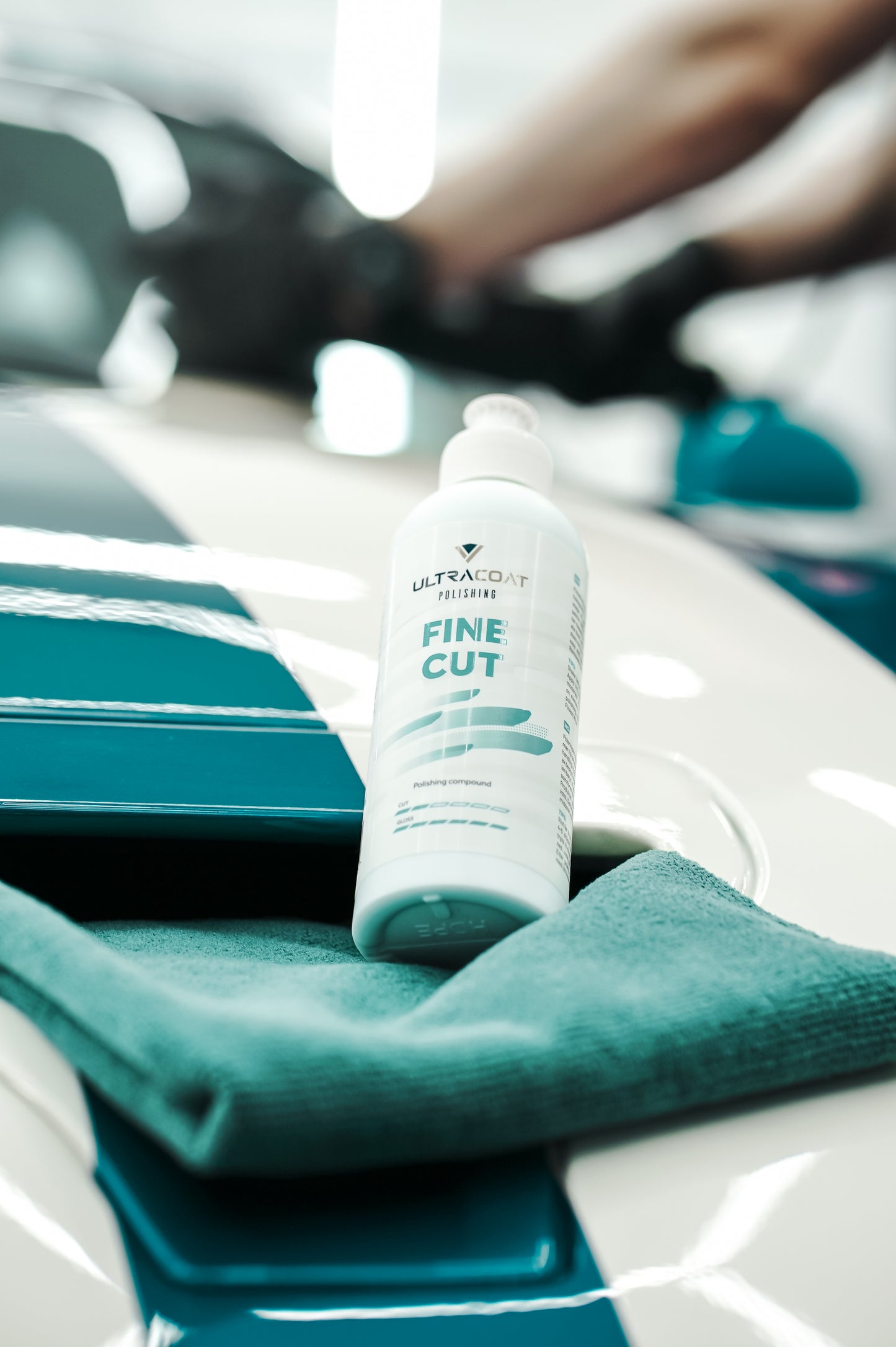 Fine Cut - Finishing polishing paste for removing small scratches and holograms from paint.