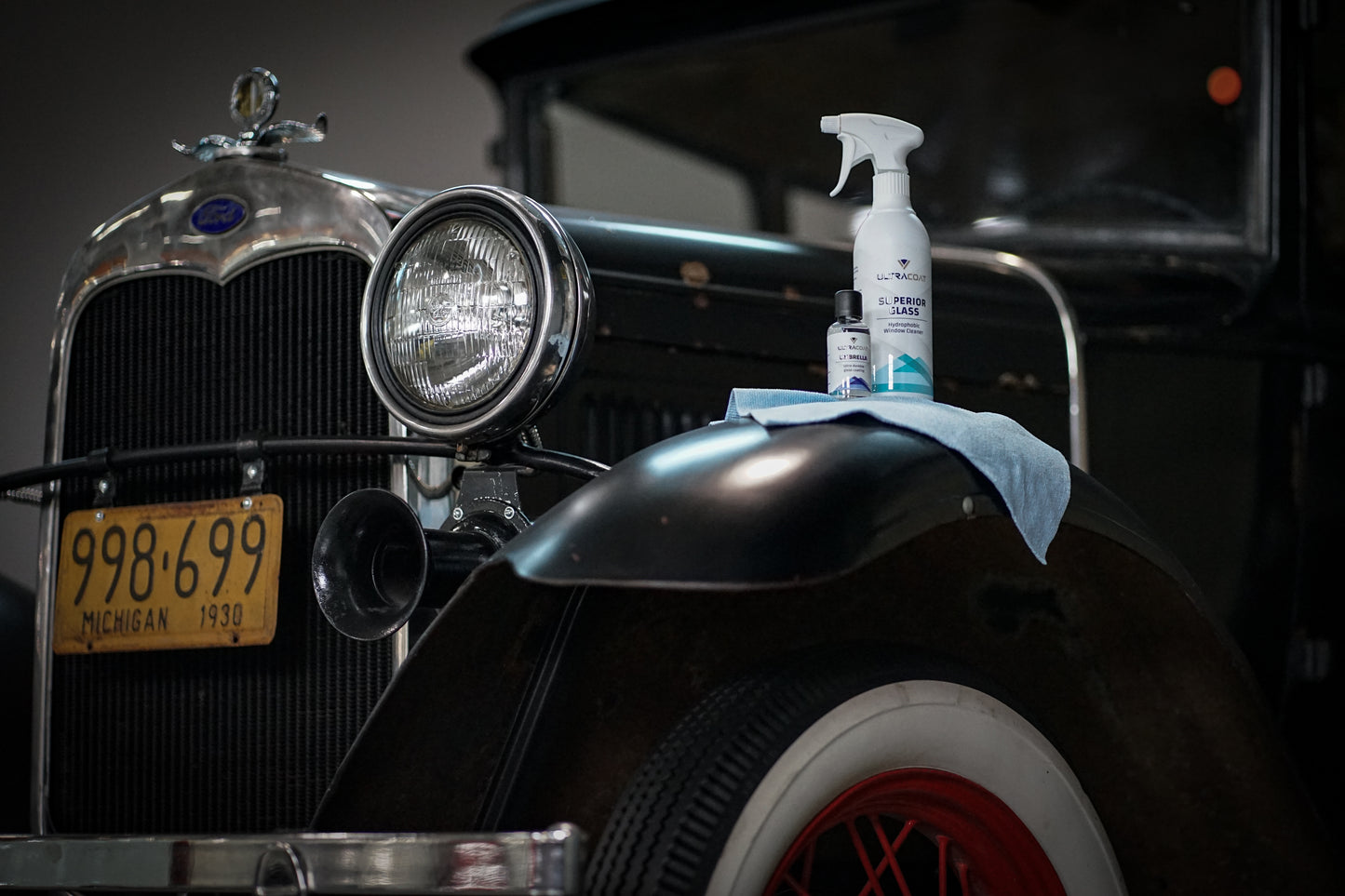 Superior Glass - Effective Car glass cleaner with a very strong hydrophobic effect