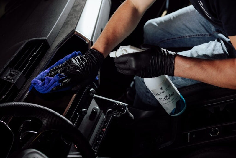 Professional car detailing work that determines the cost of a service
