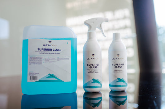 Superior Glass - Effective Car glass cleaner with a very strong hydrophobic effect